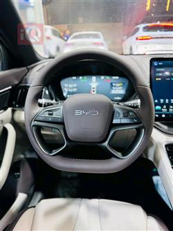 بي واي دي Qin Plus